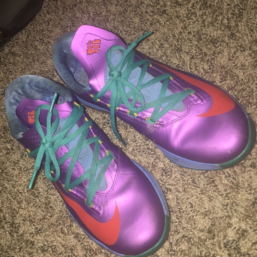 KDs/MAKE AND OFFER